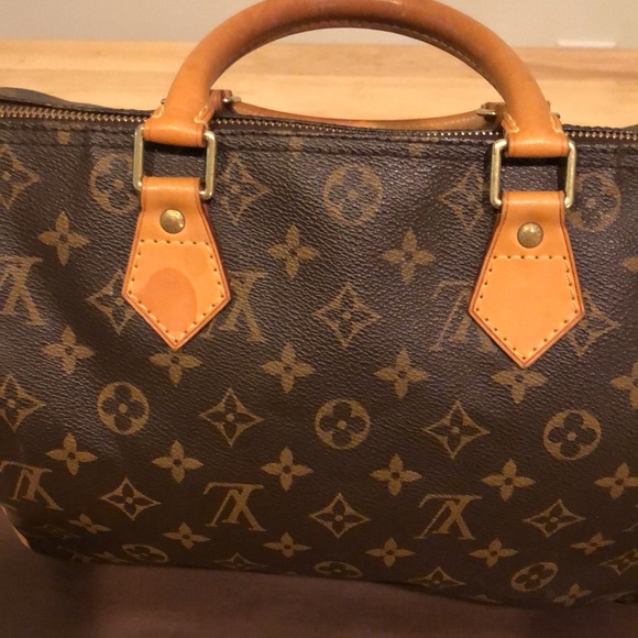 Louis Vuitton Speedy Handbag Monogram canvas brown color very good condition - Picture 9 of 16